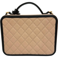 【CHANEL/シャネル】 CCフィリグリー チェーンバニティバッグ A93342 カード/シール付き ショルダーバッグ 26番台（2018～2019年 キャビアスキン ベージュ/ブラック/ゴールド金具 レディース【中古】【真子質店】【BL】【MaMaxx】