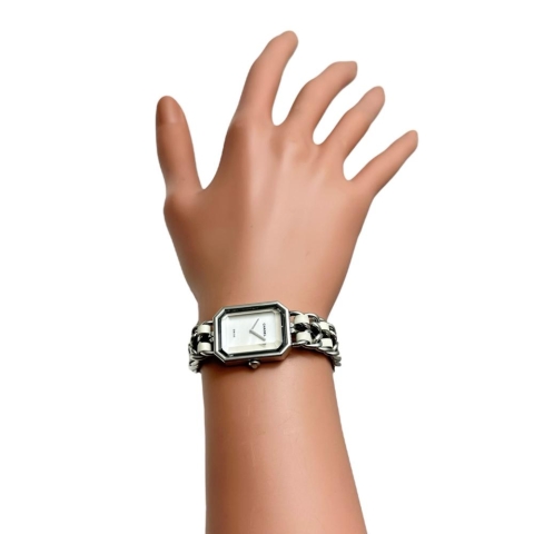 【CHANEL/シャネル】 プルミエールL H1639 電池交換済 腕時計 ステンレススチール/レザー クオーツ シェル文字盤/ホワイト革ベルト レディース【中古】【真子質店】【GD】【IKxMo】