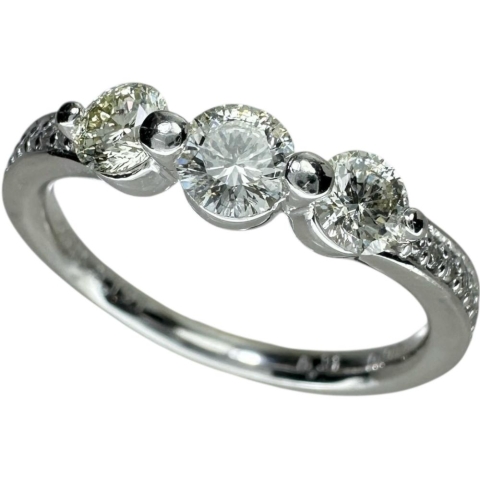10号 ダイヤモンド 0.31ct ダイヤモンド 0.197ct ダイヤモンド 0.07ct リング・指輪 Pt900プラチナ 3.6g レディース【中古】【真子質店】【NN】【MaSY】