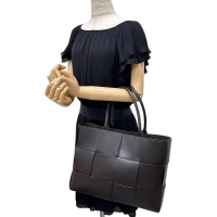【BOTTEGAVENETA/ボッテガヴェネタ】 ミディアム アルコ 756682 ハンドバッグ イントレチャート トートバッグ レザー ブラウン ユニセックス【中古】【真子質店】【BL】【Txxx】
