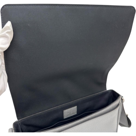 【LOUIS VUITTON/ルイ・ヴィトン】 ディストリクトPM NV3 タイガ M30851 ショルダーバッグ レザー グラシエ（グレー） メンズ【中古】【真子質店】【BL】【IMaMoMa】